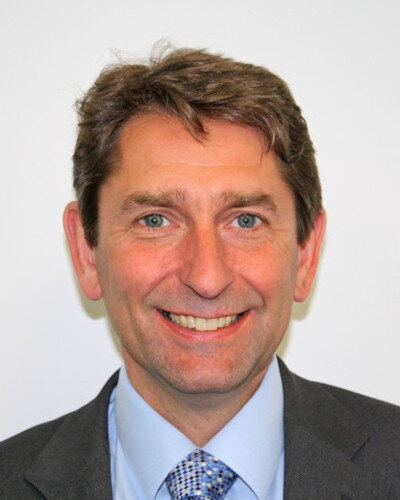 Robert Deakin